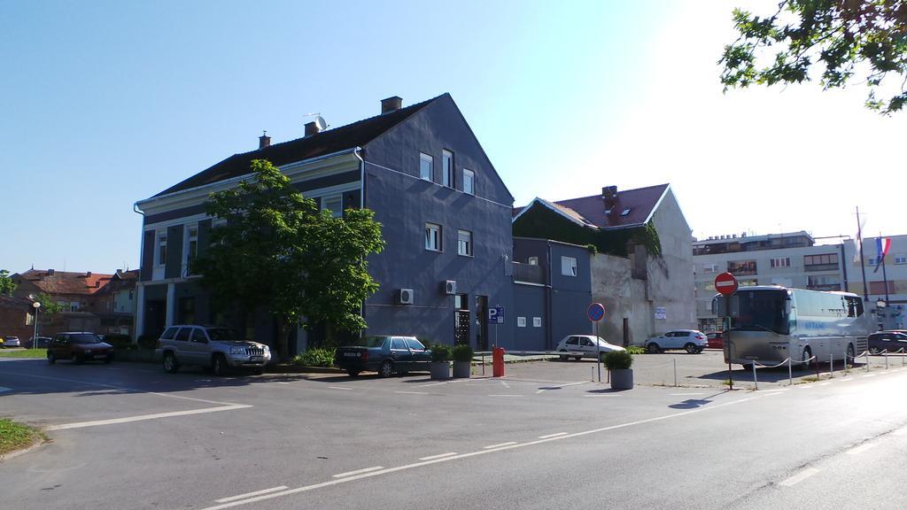 סלאבונסקי ברוד Hostel Levicki מראה חיצוני תמונה