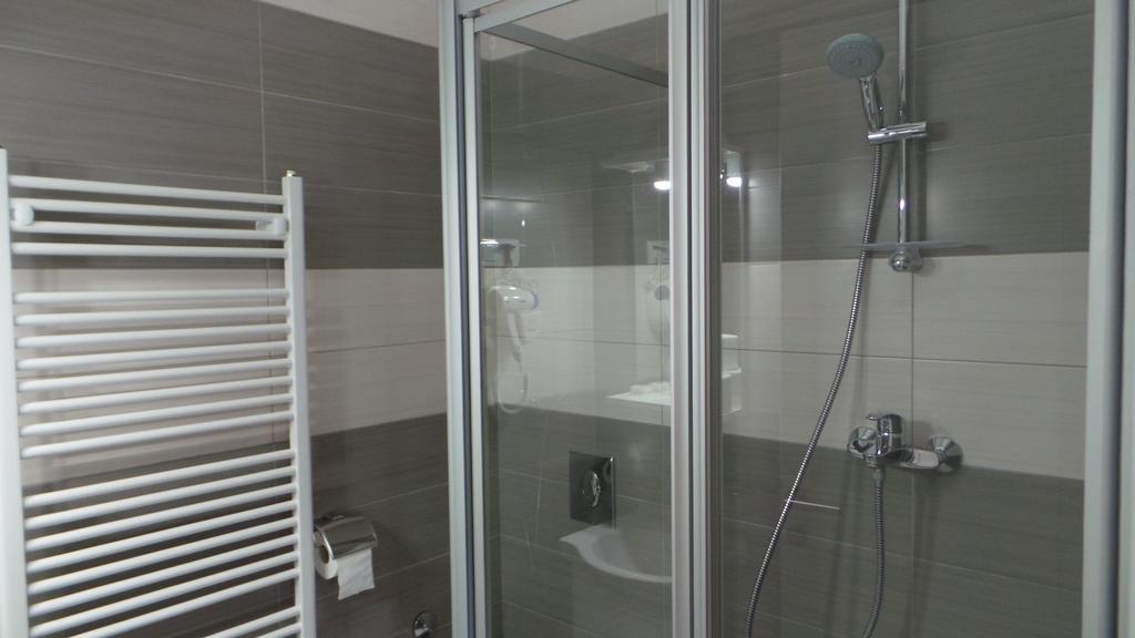 סלאבונסקי ברוד Hostel Levicki חדר תמונה