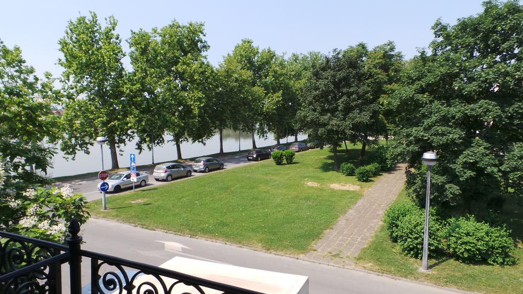 סלאבונסקי ברוד Hostel Levicki חדר תמונה