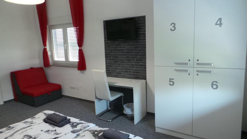 סלאבונסקי ברוד Hostel Levicki חדר תמונה
