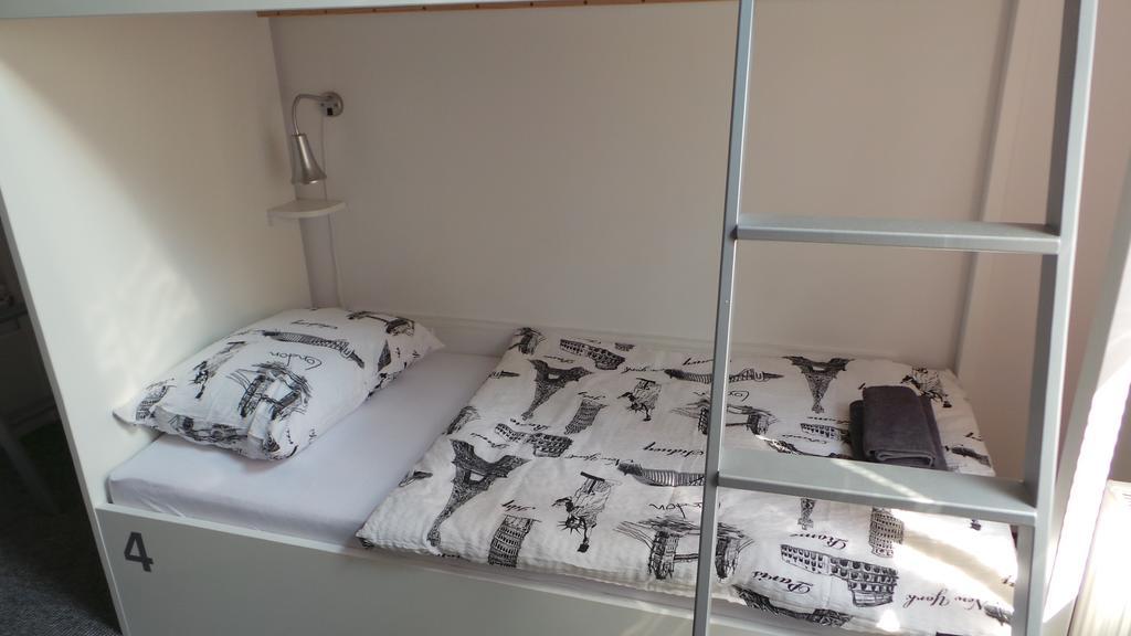 סלאבונסקי ברוד Hostel Levicki חדר תמונה