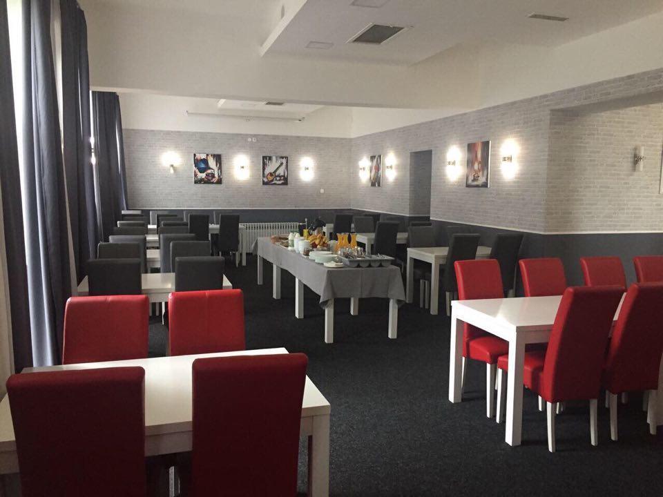 סלאבונסקי ברוד Hostel Levicki מראה חיצוני תמונה